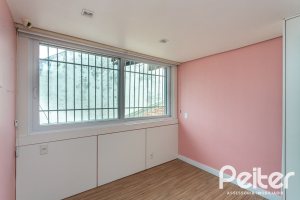 Cobertura à venda com 238m², 3 dormitórios, 1 suíte, 2 vagas, no bairro Cristal em PORTO ALEGRE