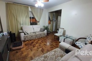 Casa à venda com 210m², 3 dormitórios, 1 suíte, 2 vagas, no bairro Guarujá em Porto Alegre