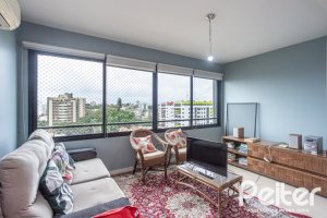Cobertura à venda com 145m², 3 dormitórios, 1 suíte, 2 vagas, no bairro Tristeza em PORTO ALEGRE