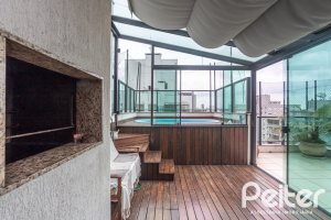 Cobertura à venda com 145m², 3 dormitórios, 1 suíte, 2 vagas, no bairro Tristeza em PORTO ALEGRE