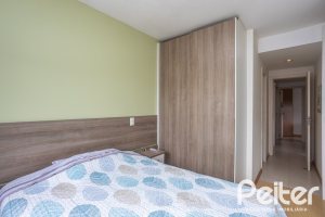 Cobertura à venda com 145m², 3 dormitórios, 1 suíte, 2 vagas, no bairro Tristeza em PORTO ALEGRE