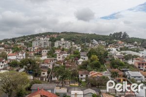 Cobertura à venda com 145m², 3 dormitórios, 1 suíte, 2 vagas, no bairro Tristeza em PORTO ALEGRE