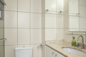 Cobertura à venda com 145m², 3 dormitórios, 1 suíte, 2 vagas, no bairro Tristeza em PORTO ALEGRE