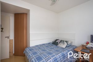 Cobertura à venda com 145m², 3 dormitórios, 1 suíte, 2 vagas, no bairro Tristeza em PORTO ALEGRE