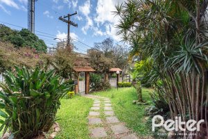 Cobertura à venda com 238m², 3 dormitórios, 1 suíte, 2 vagas, no bairro Cristal em PORTO ALEGRE