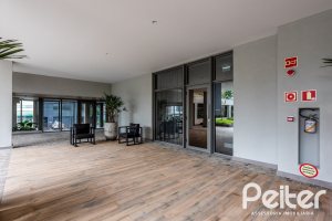 Apartamento à venda com 40m², 1 dormitório, 1 suíte, 1 vaga, no bairro Tristeza em PORTO ALEGRE