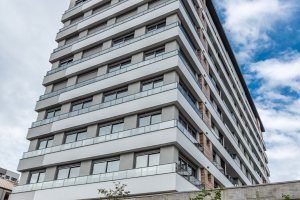 Apartamento à venda com 40m², 1 dormitório, 1 suíte, 1 vaga, no bairro Tristeza em PORTO ALEGRE