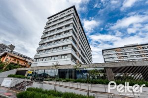 Apartamento à venda com 40m², 1 dormitório, 1 suíte, 1 vaga, no bairro Tristeza em PORTO ALEGRE