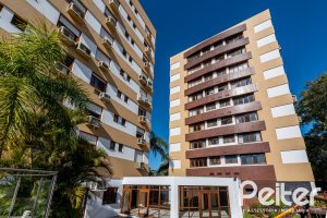 Apartamento à venda com 70m², 2 dormitórios, 1 suíte, no bairro Tristeza em PORTO ALEGRE