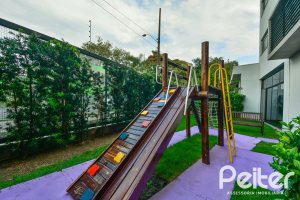 Apartamento à venda com 90m², 3 dormitórios, 1 suíte, 2 vagas, no bairro Tristeza em PORTO ALEGRE