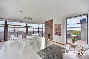 Apartamento à venda com 90m², 3 dormitórios, 1 suíte, 2 vagas, no bairro Tristeza em PORTO ALEGRE