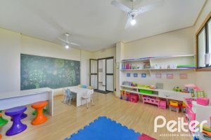 Apartamento à venda com 100m², 3 dormitórios, 1 suíte, 2 vagas, no bairro Tristeza em PORTO ALEGRE