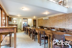 Casa em Condomínio à venda com 270m², 3 dormitórios, 1 suíte, 3 vagas, no bairro Jardim Isabel em PORTO ALEGRE