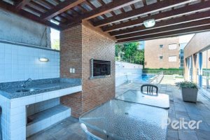 Apartamento à venda com 82m², 2 dormitórios, 1 suíte, 2 vagas, no bairro Ipanema em PORTO ALEGRE