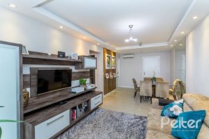 Apartamento à venda com 82m², 2 dormitórios, 1 suíte, 2 vagas, no bairro Ipanema em PORTO ALEGRE