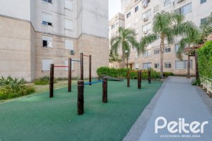 Apartamento à venda com 46m², 2 dormitórios, 1 vaga, no bairro Ipanema em PORTO ALEGRE