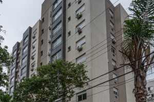 Apartamento à venda com 47m², 1 dormitório, 1 vaga, no bairro Cristal em PORTO ALEGRE