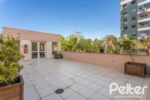 Apartamento à venda com 47m², 1 dormitório, 1 vaga, no bairro Cristal em PORTO ALEGRE