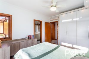 Casa à venda com 358m², 2 dormitórios, 2 suítes, 4 vagas, no bairro Jardim Isabel em Porto Alegre