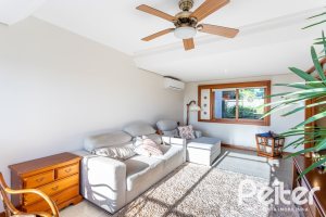 Casa à venda com 358m², 2 dormitórios, 2 suítes, 4 vagas, no bairro Jardim Isabel em Porto Alegre