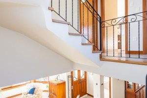 Casa à venda com 358m², 2 dormitórios, 2 suítes, 4 vagas, no bairro Jardim Isabel em Porto Alegre