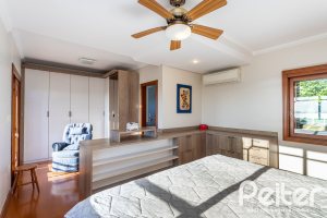 Casa à venda com 358m², 2 dormitórios, 2 suítes, 4 vagas, no bairro Jardim Isabel em Porto Alegre