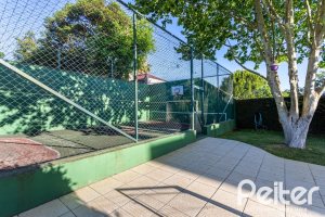 Casa à venda com 358m², 2 dormitórios, 2 suítes, 4 vagas, no bairro Jardim Isabel em Porto Alegre