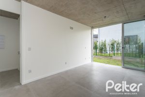 Casa em Condomínio à venda com 315m², 3 dormitórios, 3 suítes, 3 vagas, no bairro Alphaville em PORTO ALEGRE