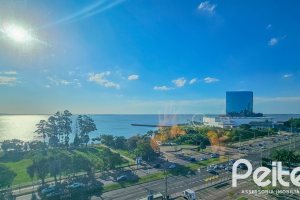 Comercial à venda com 42m², 1 vaga, no bairro Cristal em Porto Alegre