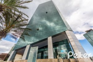 Comercial à venda com 42m², 1 vaga, no bairro Cristal em Porto Alegre