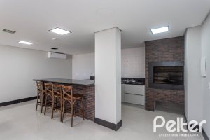 Apartamento Garden à venda com 199m², 3 dormitórios, 3 suítes, 2 vagas, no bairro Cristal em Porto Alegre