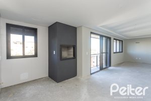 Apartamento Garden à venda com 199m², 3 dormitórios, 3 suítes, 2 vagas, no bairro Cristal em Porto Alegre