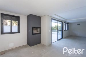 Apartamento Garden à venda com 199m², 3 dormitórios, 3 suítes, 2 vagas, no bairro Cristal em Porto Alegre
