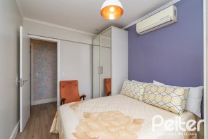 Apartamento à venda com 90m², 3 dormitórios, 1 suíte, 2 vagas, no bairro Tristeza em PORTO ALEGRE