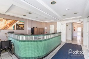 Comercial à venda com 638m², 3 vagas, no bairro Nonoai em Porto Alegre