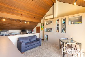 Casa em Condomínio à venda com 219m², 3 dormitórios, 1 suíte, 2 vagas, no bairro Tristeza em Porto Alegre