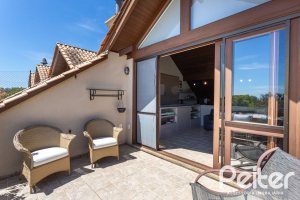 Casa em Condomínio à venda com 219m², 3 dormitórios, 1 suíte, 2 vagas, no bairro Tristeza em Porto Alegre