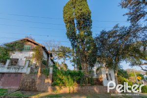 Terreno à venda com 396m², no bairro Sétimo Céu em Porto Alegre