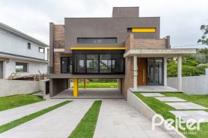 Casa em Condomínio à venda com 279m², 3 dormitórios, 3 suítes, 4 vagas, no bairro Alphaville em PORTO ALEGRE