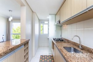 Apartamento à venda com 47m², 1 dormitório, 1 vaga, no bairro Cristal em PORTO ALEGRE