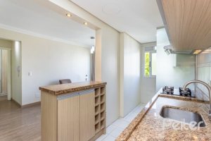 Apartamento à venda com 47m², 1 dormitório, 1 vaga, no bairro Cristal em PORTO ALEGRE