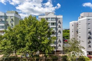 Apartamento à venda com 47m², 1 dormitório, 1 vaga, no bairro Cristal em PORTO ALEGRE