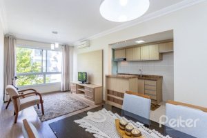 Apartamento à venda com 47m², 1 dormitório, 1 vaga, no bairro Cristal em PORTO ALEGRE