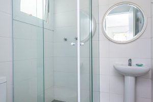 Casa em Condomínio à venda com 418m², 3 dormitórios, 3 suítes, 6 vagas, no bairro Terra Ville em PORTO ALEGRE