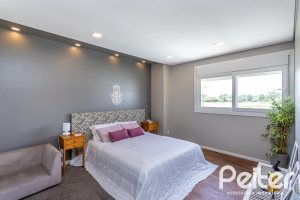 Casa em Condomínio à venda com 418m², 3 dormitórios, 3 suítes, 6 vagas, no bairro Terra Ville em PORTO ALEGRE