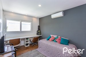 Casa em Condomínio à venda com 418m², 3 dormitórios, 3 suítes, 6 vagas, no bairro Terra Ville em PORTO ALEGRE