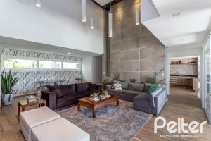 Casa em Condomínio à venda com 418m², 3 dormitórios, 3 suítes, 6 vagas, no bairro Terra Ville em PORTO ALEGRE