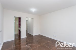 Casa em Condomínio à venda com 153m², 3 dormitórios, 3 suítes, 3 vagas, no bairro Mountain Ville em PORTO ALEGRE