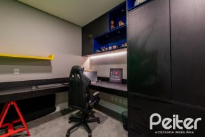 Casa em Condomínio à venda com 550m², 5 dormitórios, 4 suítes, 4 vagas, no bairro Terra Ville em PORTO ALEGRE