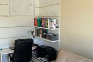 Casa em Condomínio à venda com 132m², 2 dormitórios, 1 suíte, 1 vaga, no bairro Hípica em Porto Alegre